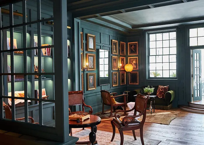 The Vanderbilt, Auberge Collection